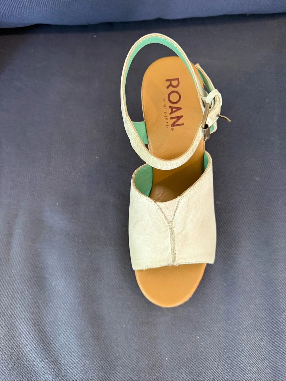 ROAN never worn